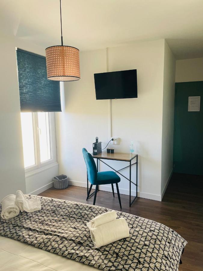 メシェ・シュル・ジロンド Logis Paul Massy Bed & Breakfast エクステリア 写真